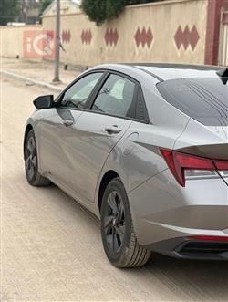 هیوندای ئەلەنترا